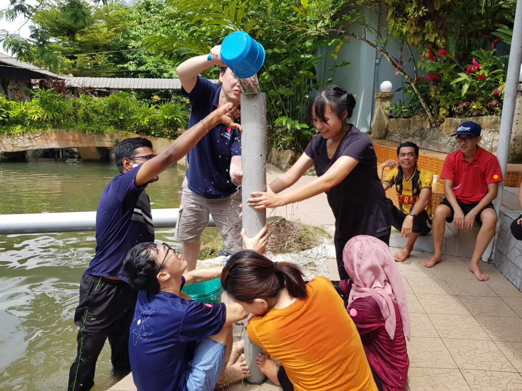 TEAM BULIDING ACTIVITIES MALAYSIA - FOSTER EMPOWERMENT ACTIVITY 2