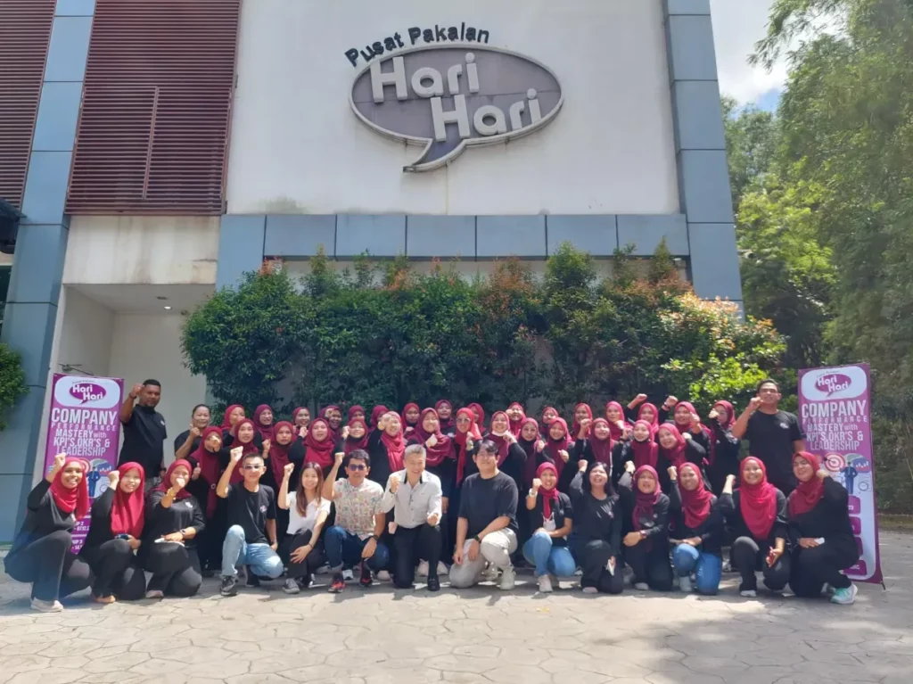 Pusat Pakaian Hari-hari